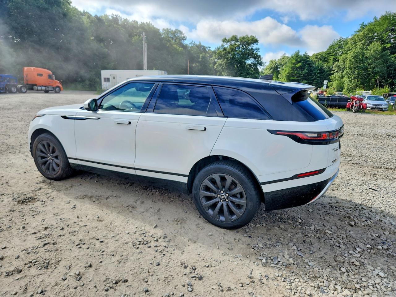 2020 LAND ROVER RANGE ROVER VELAR S — снимка 2