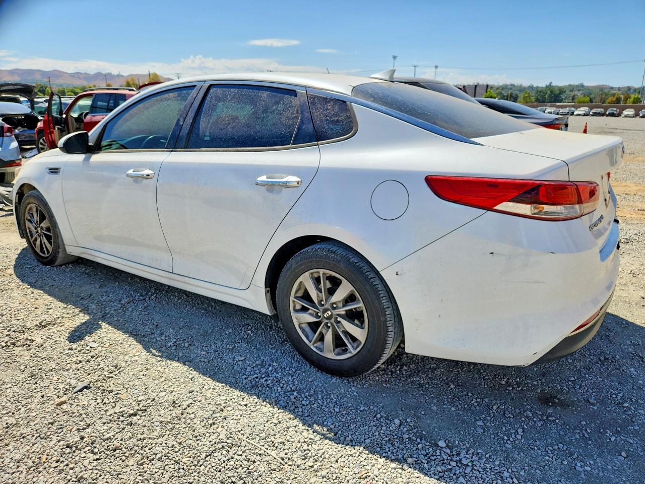 2016 KIA OPTIMA LX — снимка 2