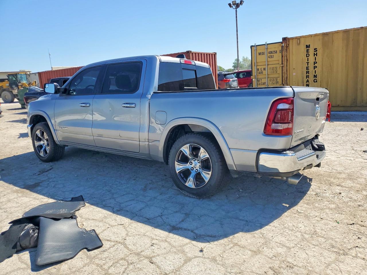 2019 RAM 1500 LARAMIE — снимка 2