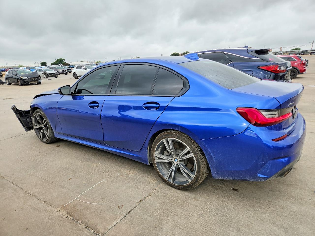 2021 BMW 330XI — снимка 2