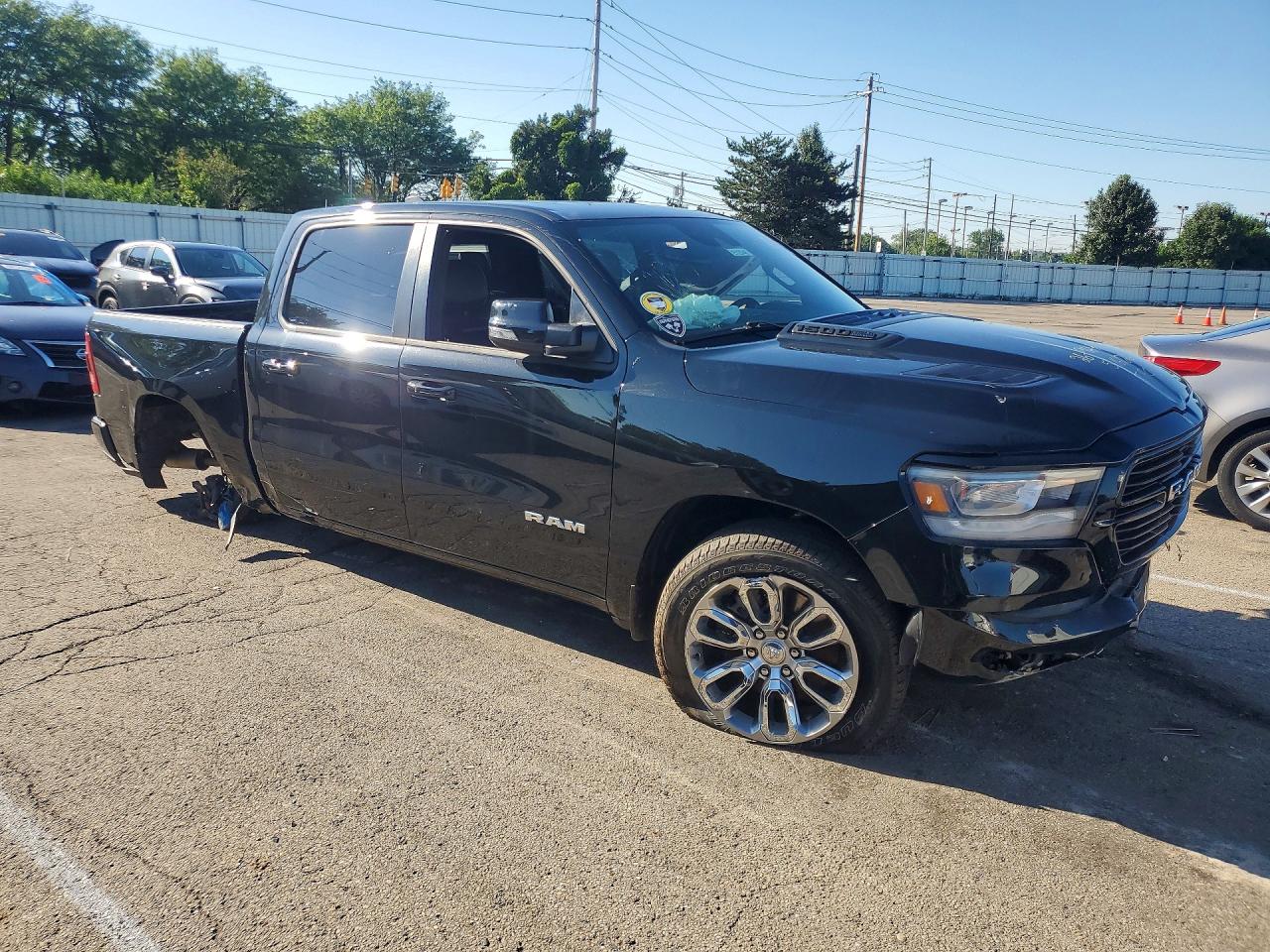 2023 RAM 1500 LARAMIE — снимка 4