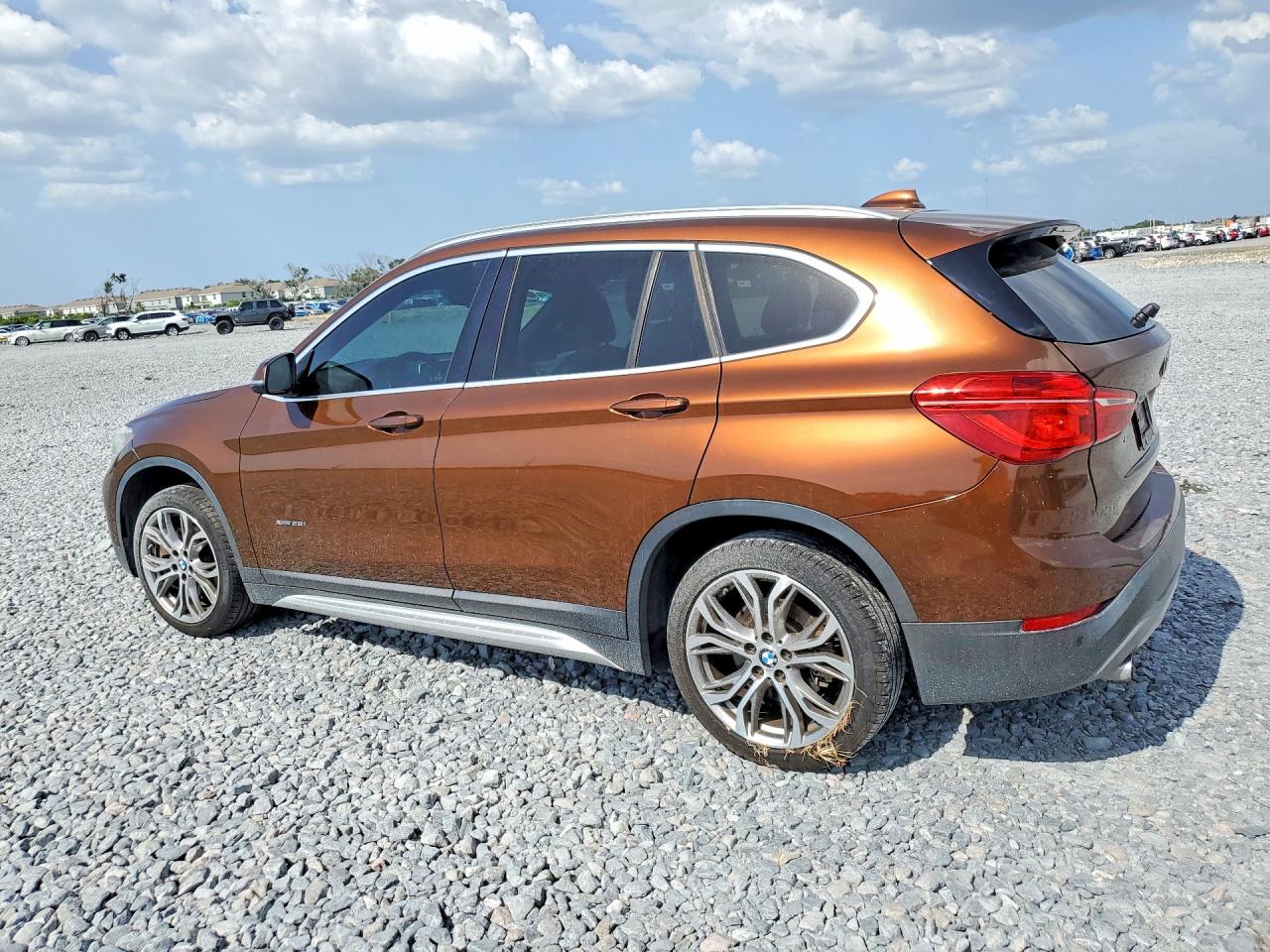 2016 BMW X1 XDRIVE28I — снимка 2