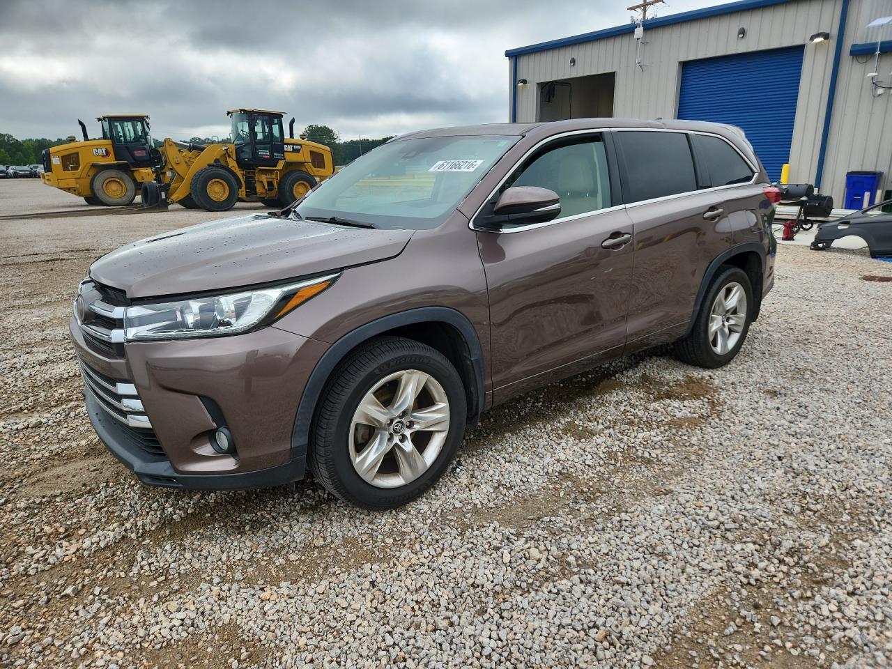 2017 TOYOTA HIGHLANDER LIMITED