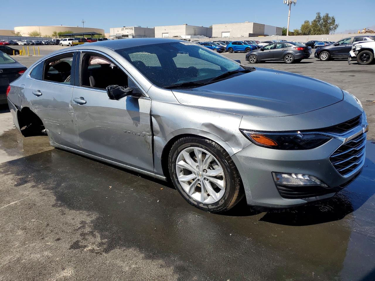 2025 CHEVROLET MALIBU LT — снимка 4