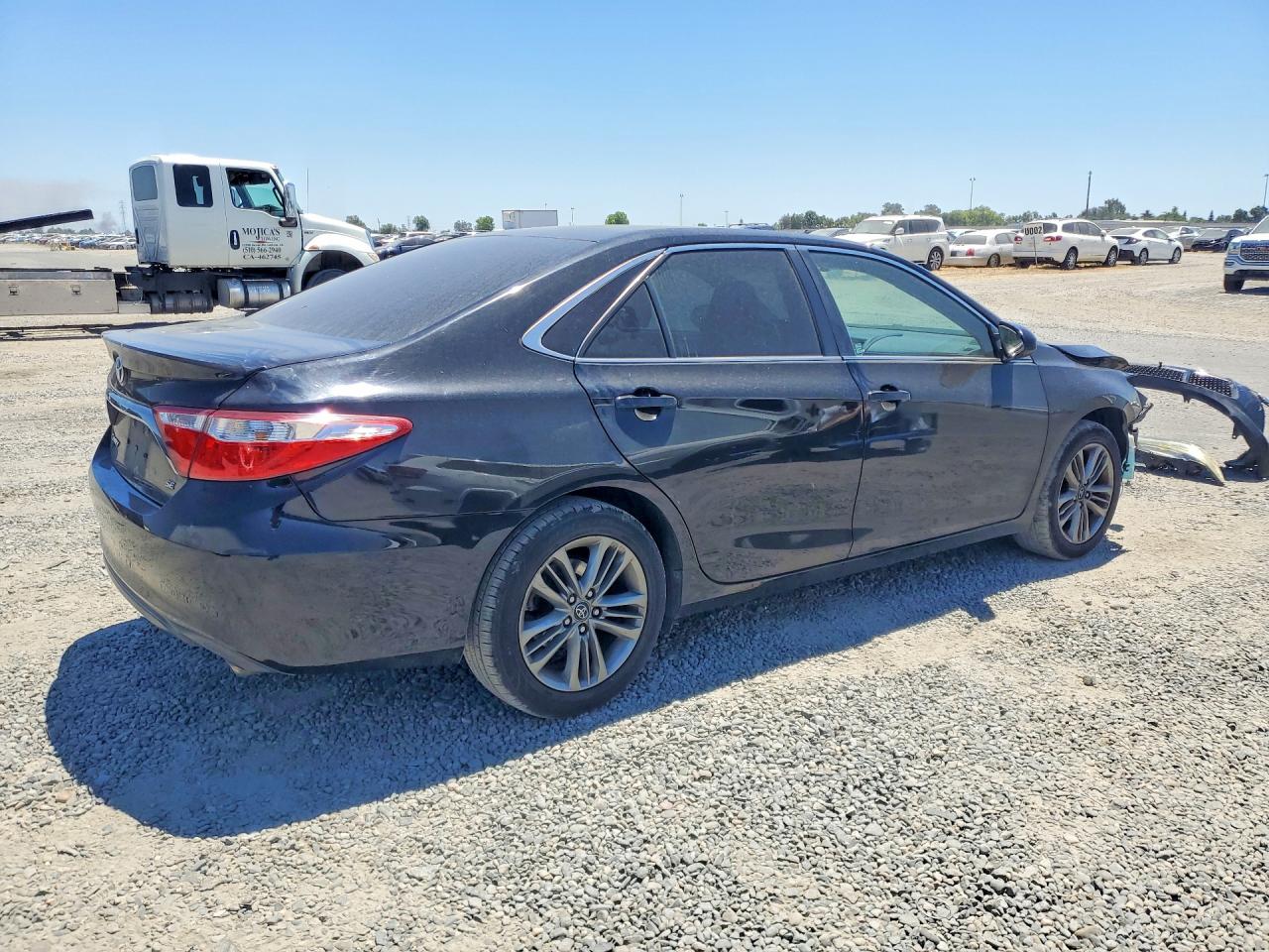 2017 TOYOTA CAMRY SE — снимка 3