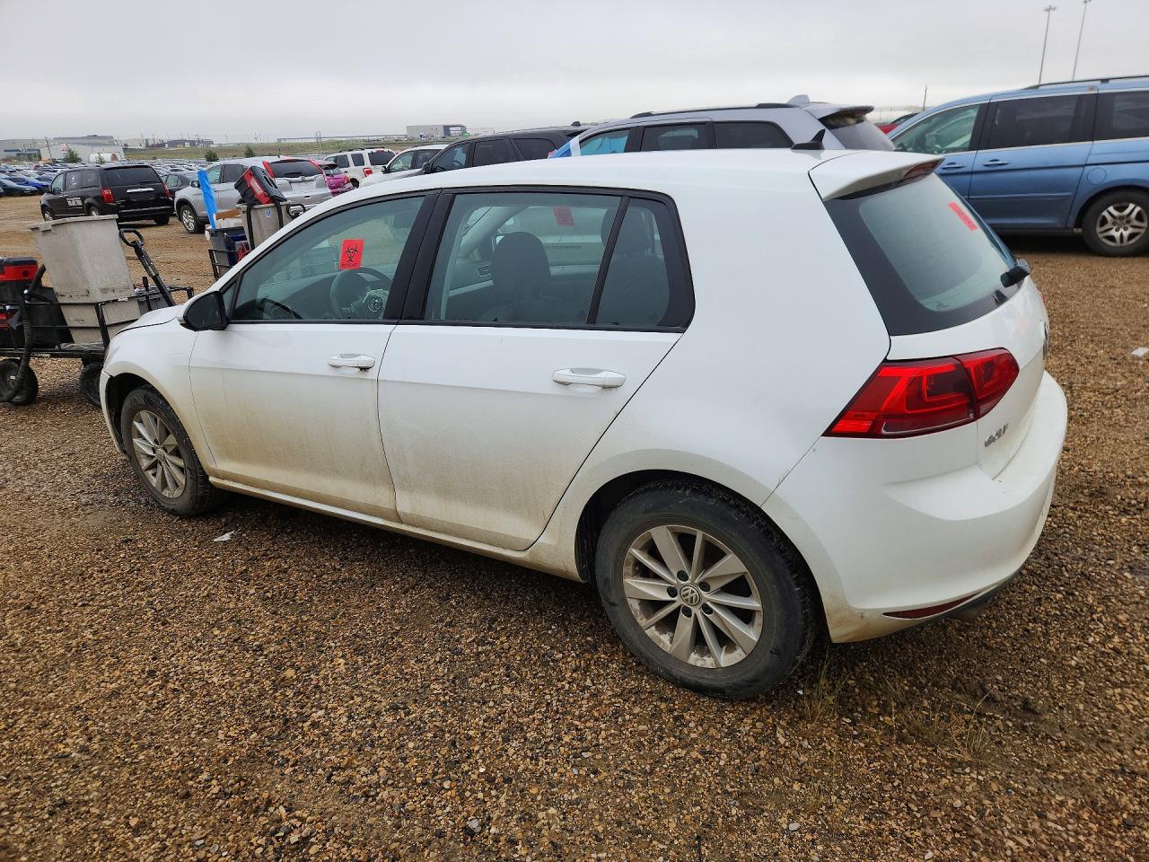 2016 VOLKSWAGEN GOLF S — снимка 2