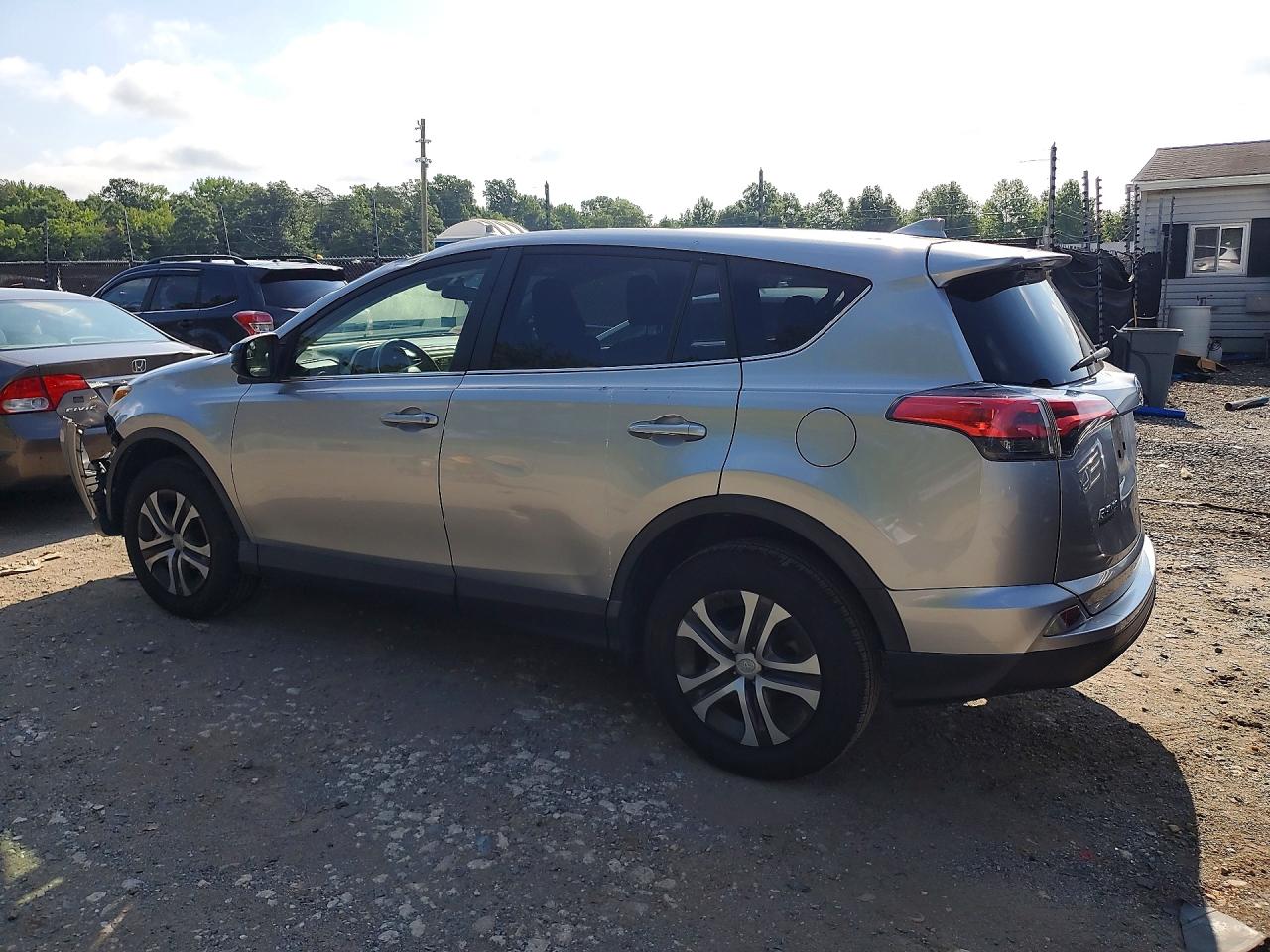 2018 TOYOTA RAV4 LE — снимка 2