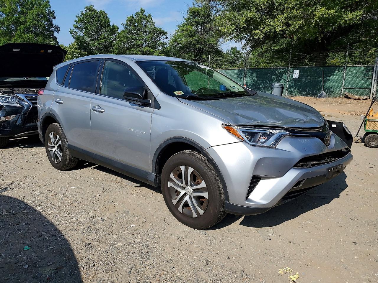 2018 TOYOTA RAV4 LE — снимка 4