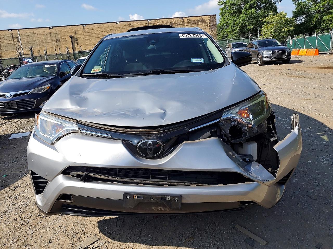 2018 TOYOTA RAV4 LE — снимка 5