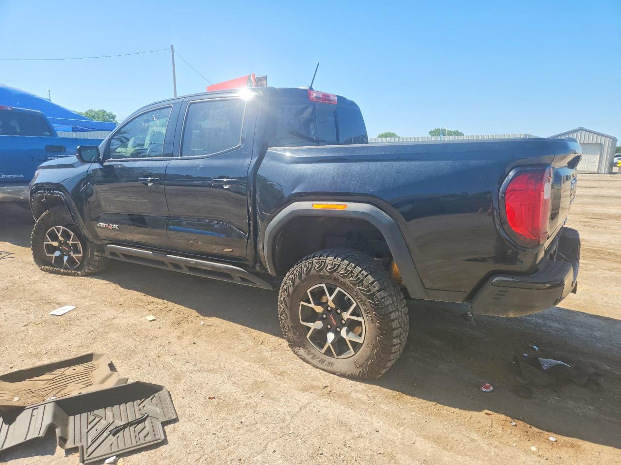 2026 GMC CANYON AT4X — снимка 2