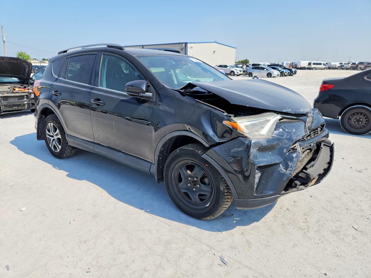 2017 TOYOTA RAV4 LE — снимка 4