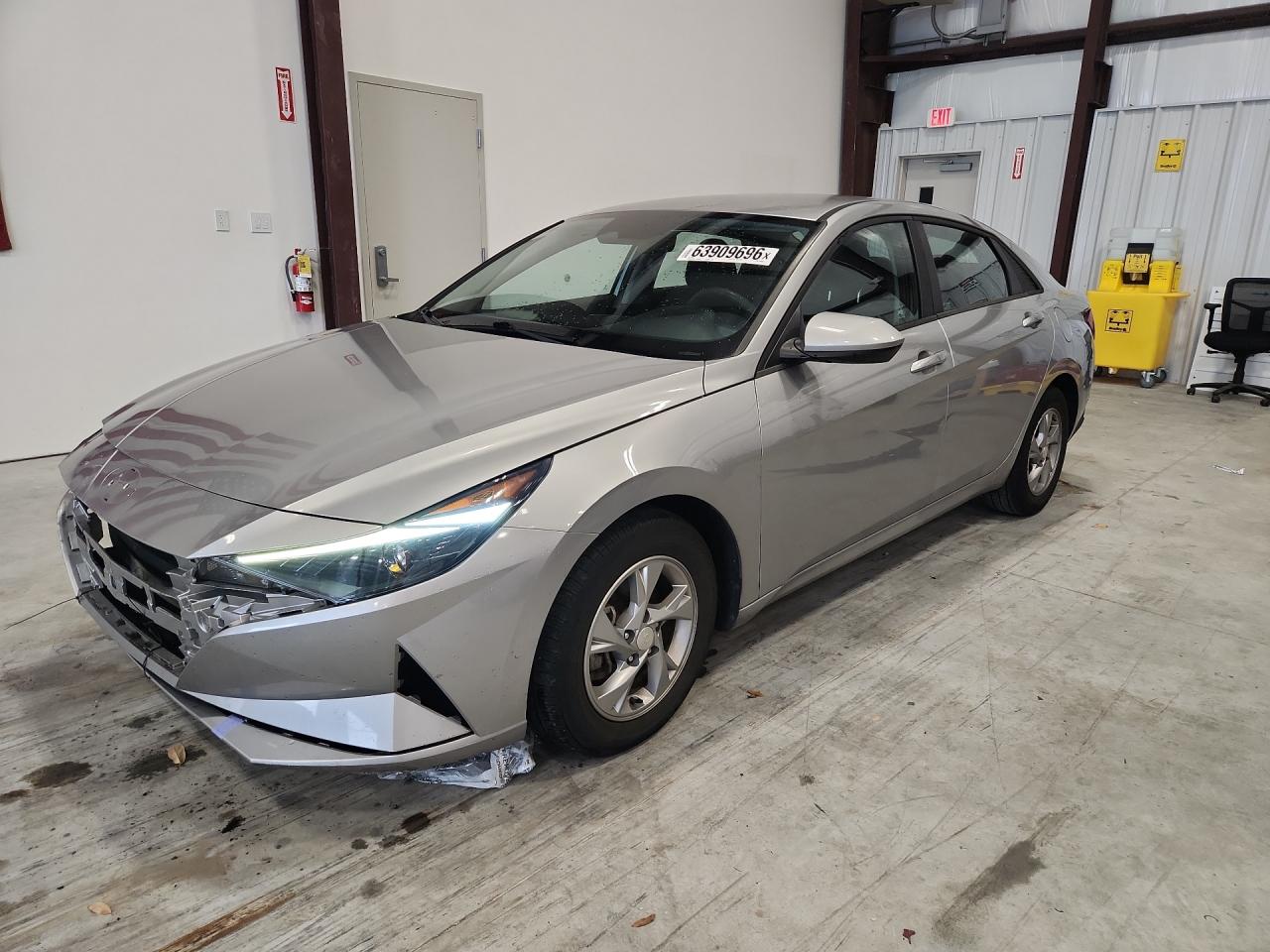 2021 HYUNDAI ELANTRA SE