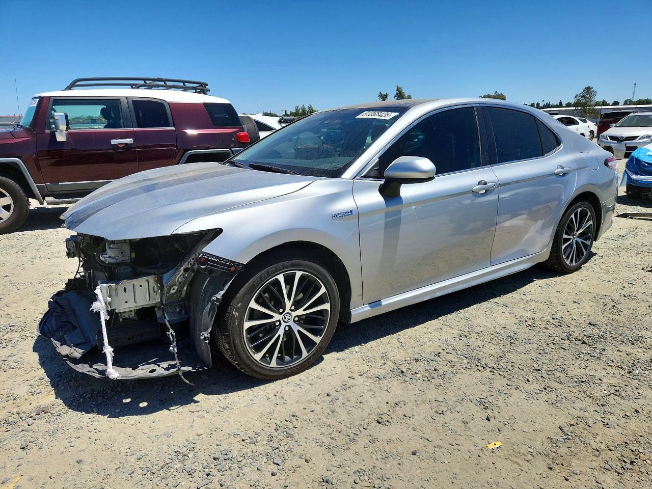 2020 TOYOTA CAMRY SE