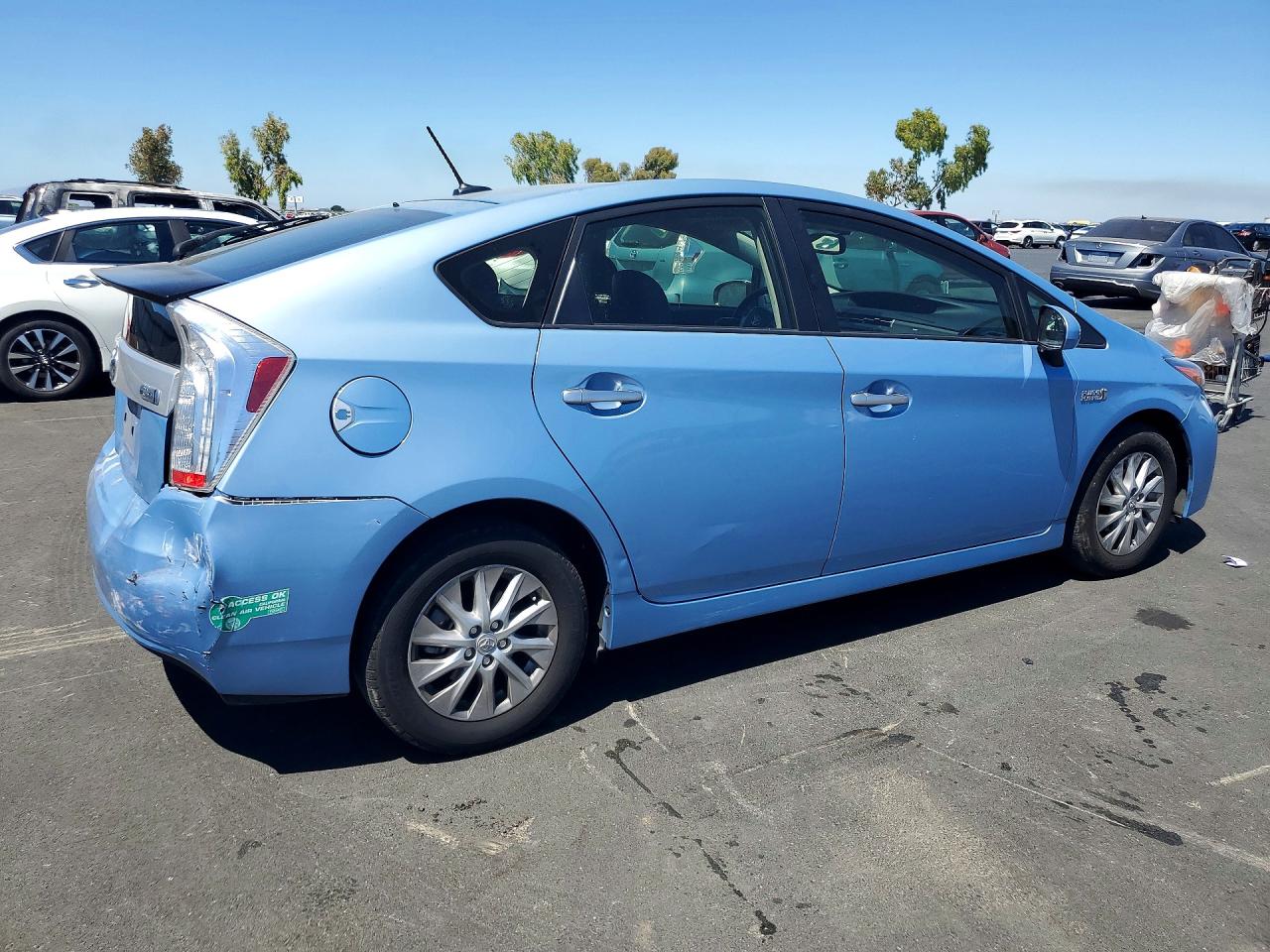 2015 TOYOTA PRIUS PLUG-IN HYBRID ADVANCED — снимка 3