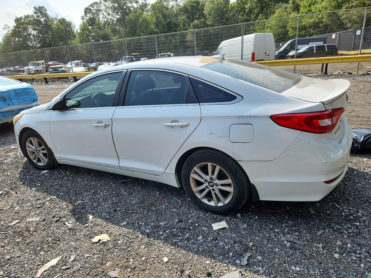 2015 HYUNDAI SONATA SE — снимка 2