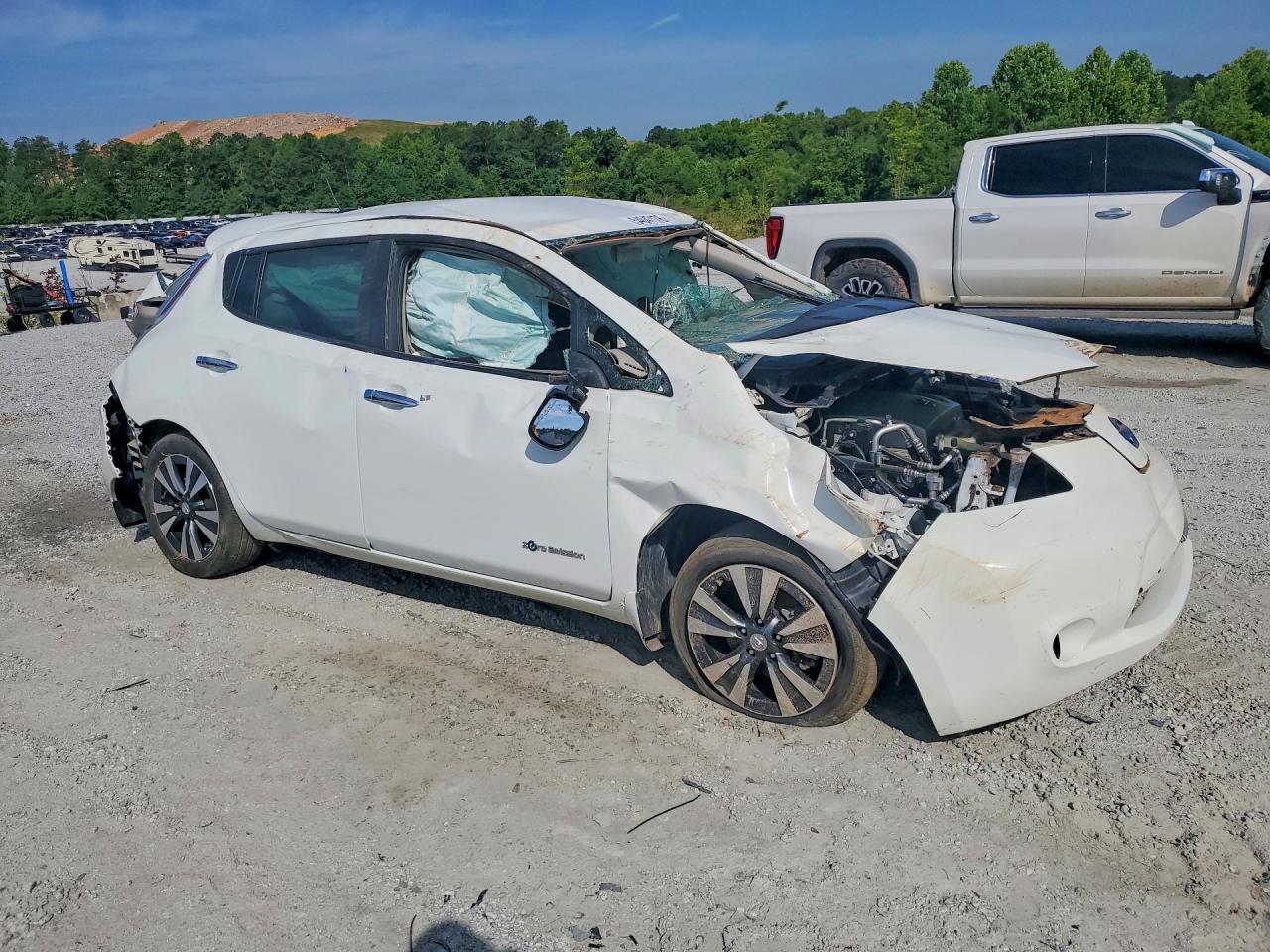 2015 NISSAN LEAF SV — снимка 4