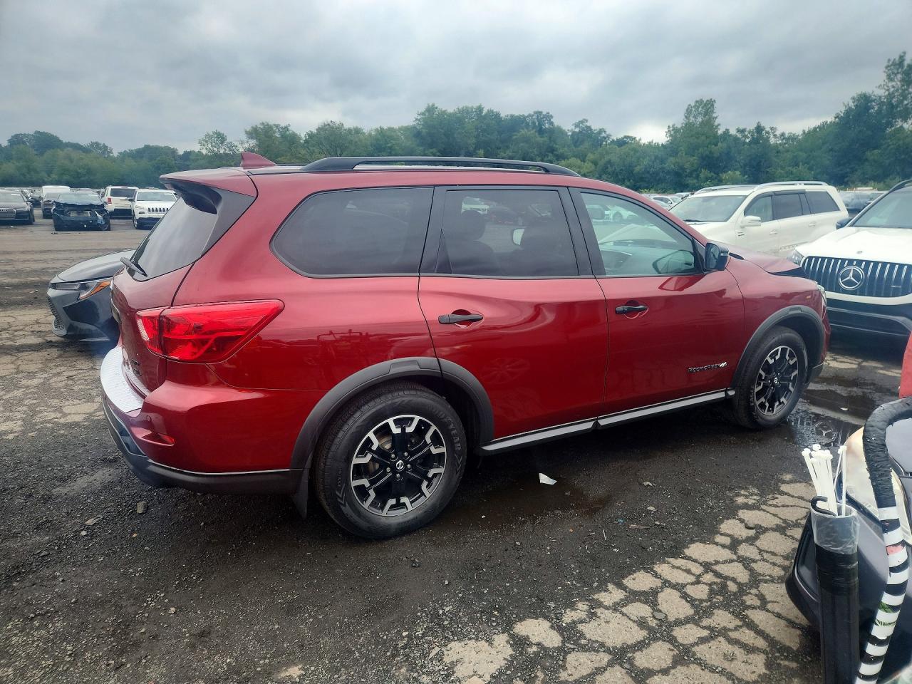 2020 NISSAN PATHFINDER SL — снимка 3