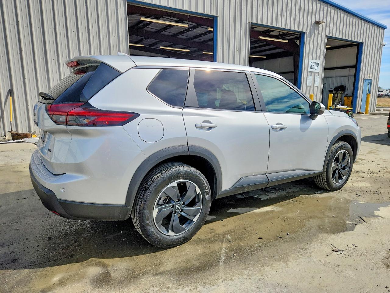 2025 NISSAN ROGUE SV — снимка 3