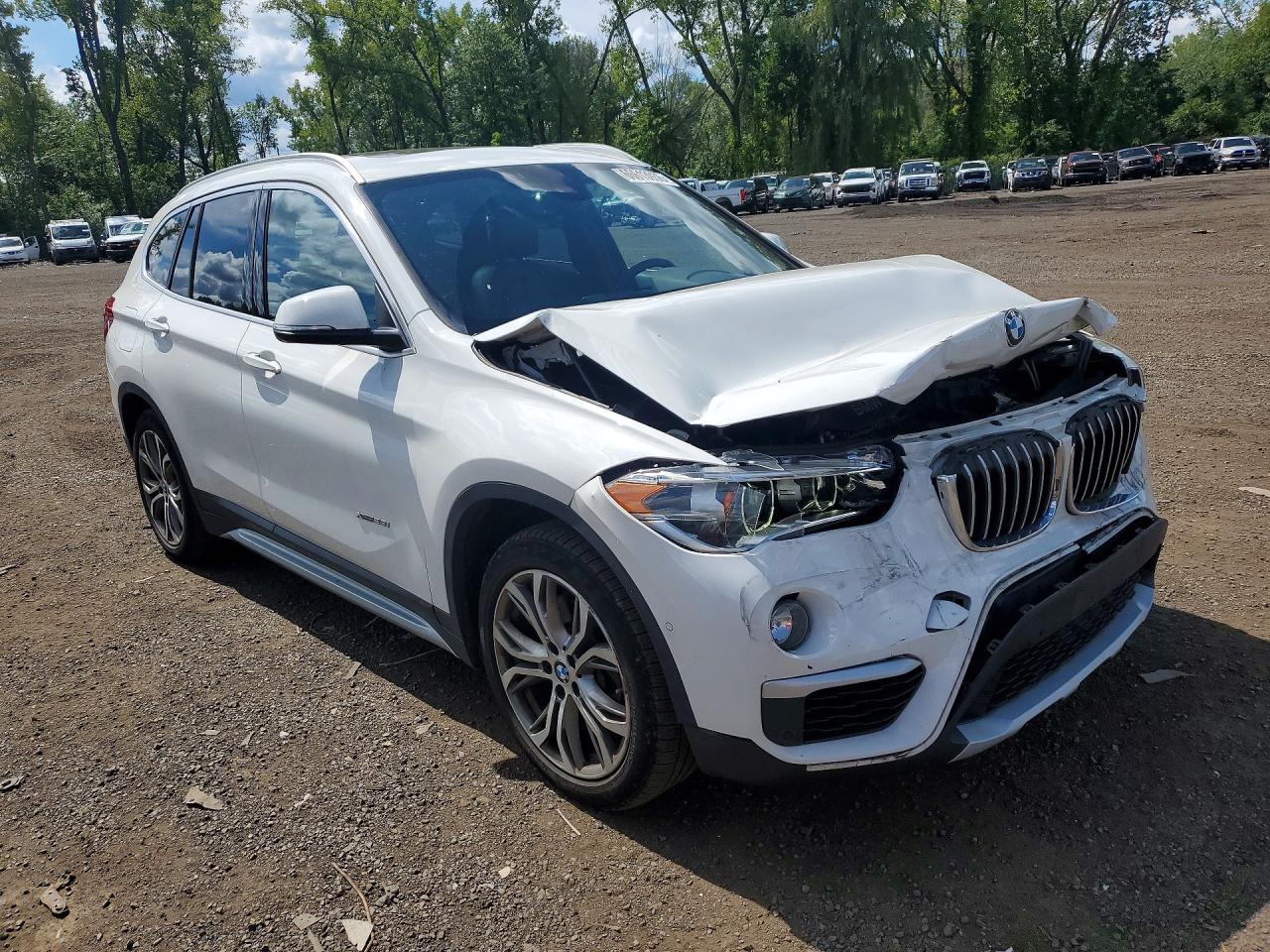 2017 BMW X1 XDRIVE28I — снимка 4