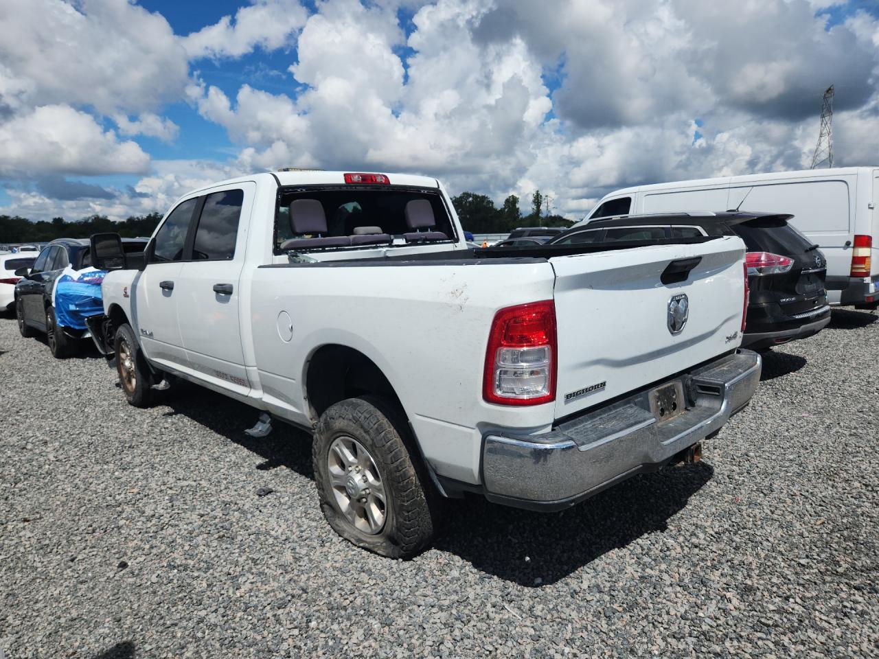 2024 RAM 2500 BIG HORN — снимка 2