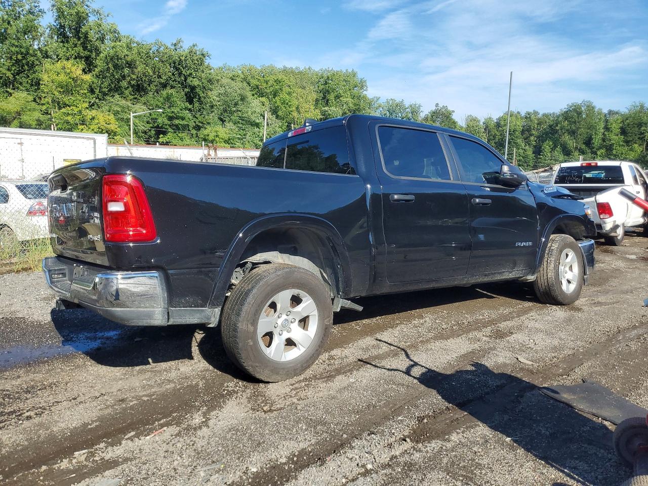 2025 RAM 1500 BIG HORN/LONE STAR — снимка 3