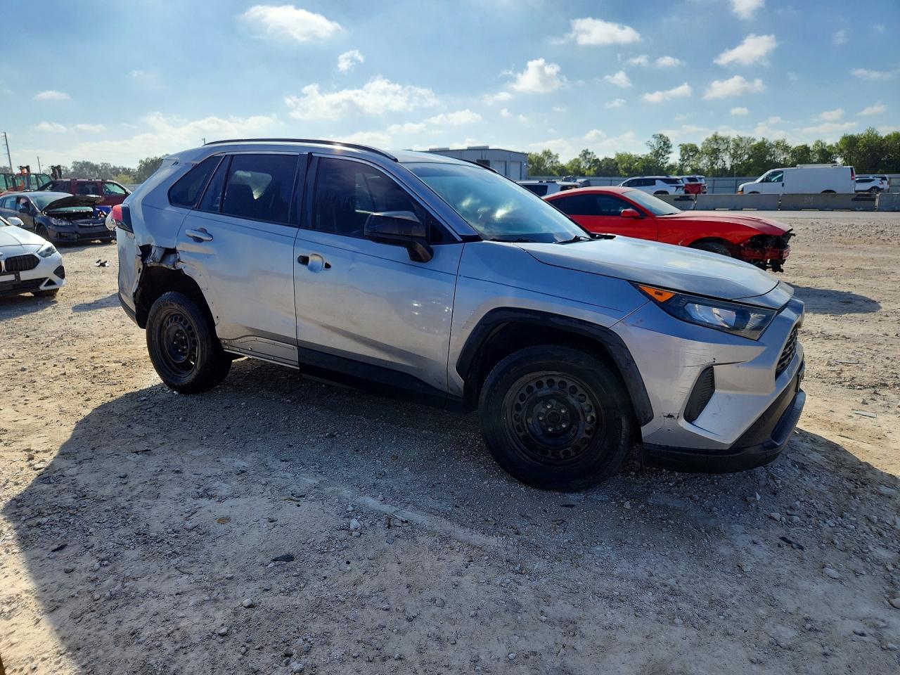 2019 TOYOTA RAV4 LE — снимка 4