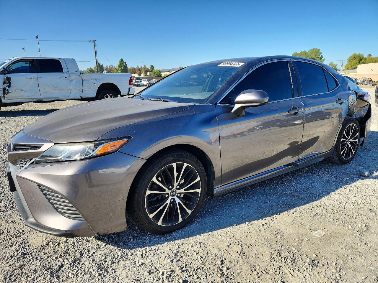 2018 TOYOTA CAMRY SE