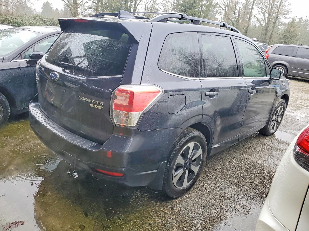 2017 SUBARU FORESTER 2.5I LIMITED — снимка 3