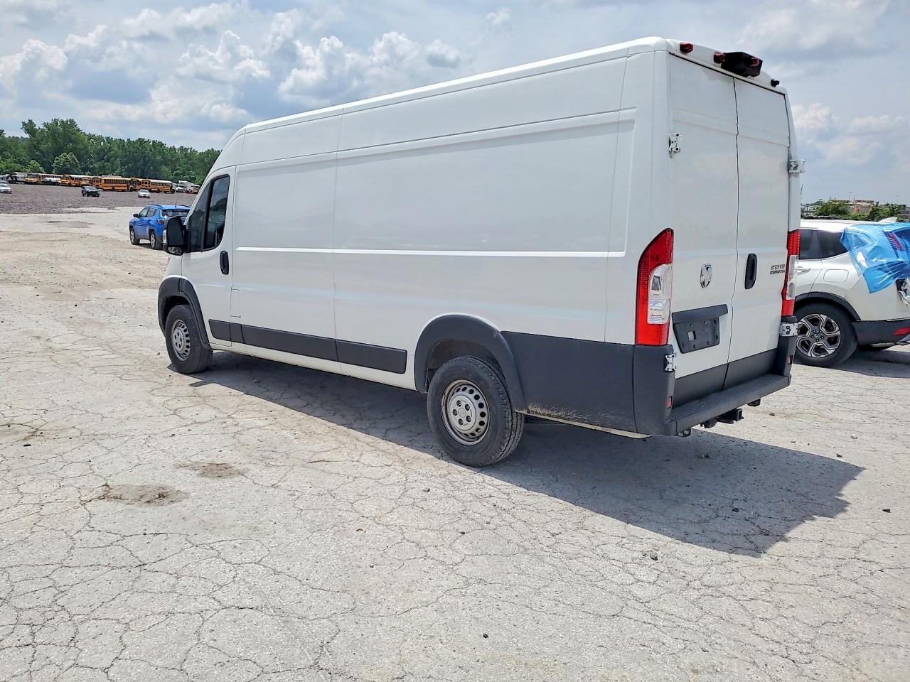 2025 RAM PROMASTER 3500 — снимка 2