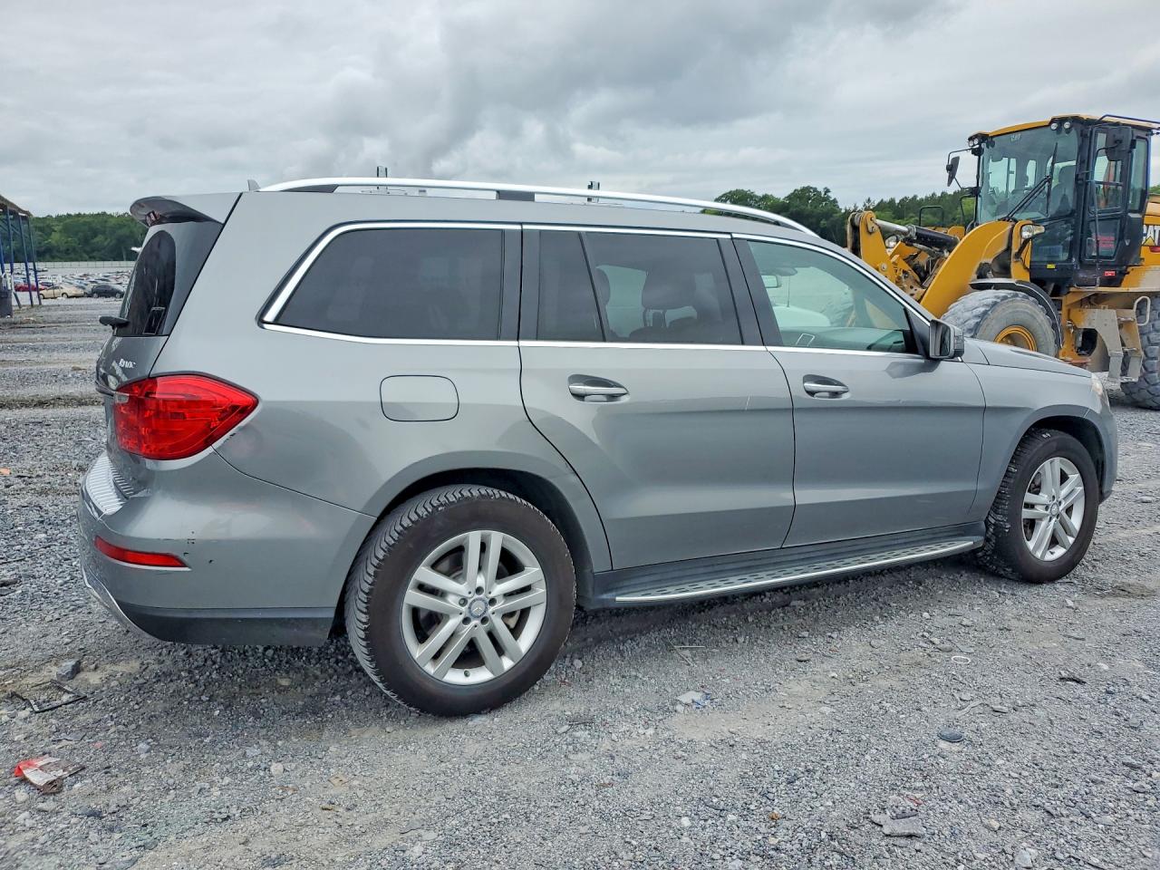 2015 MERCEDES-BENZ GL 450 4MATIC — снимка 3