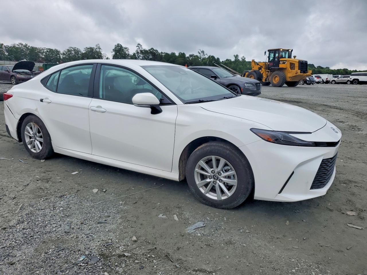 2025 TOYOTA CAMRY LE — снимка 4