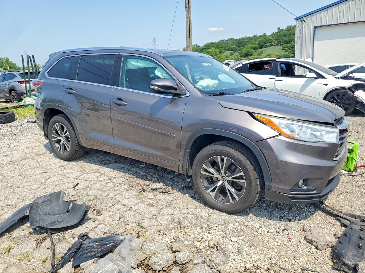 2016 TOYOTA HIGHLANDER XLE — снимка 4