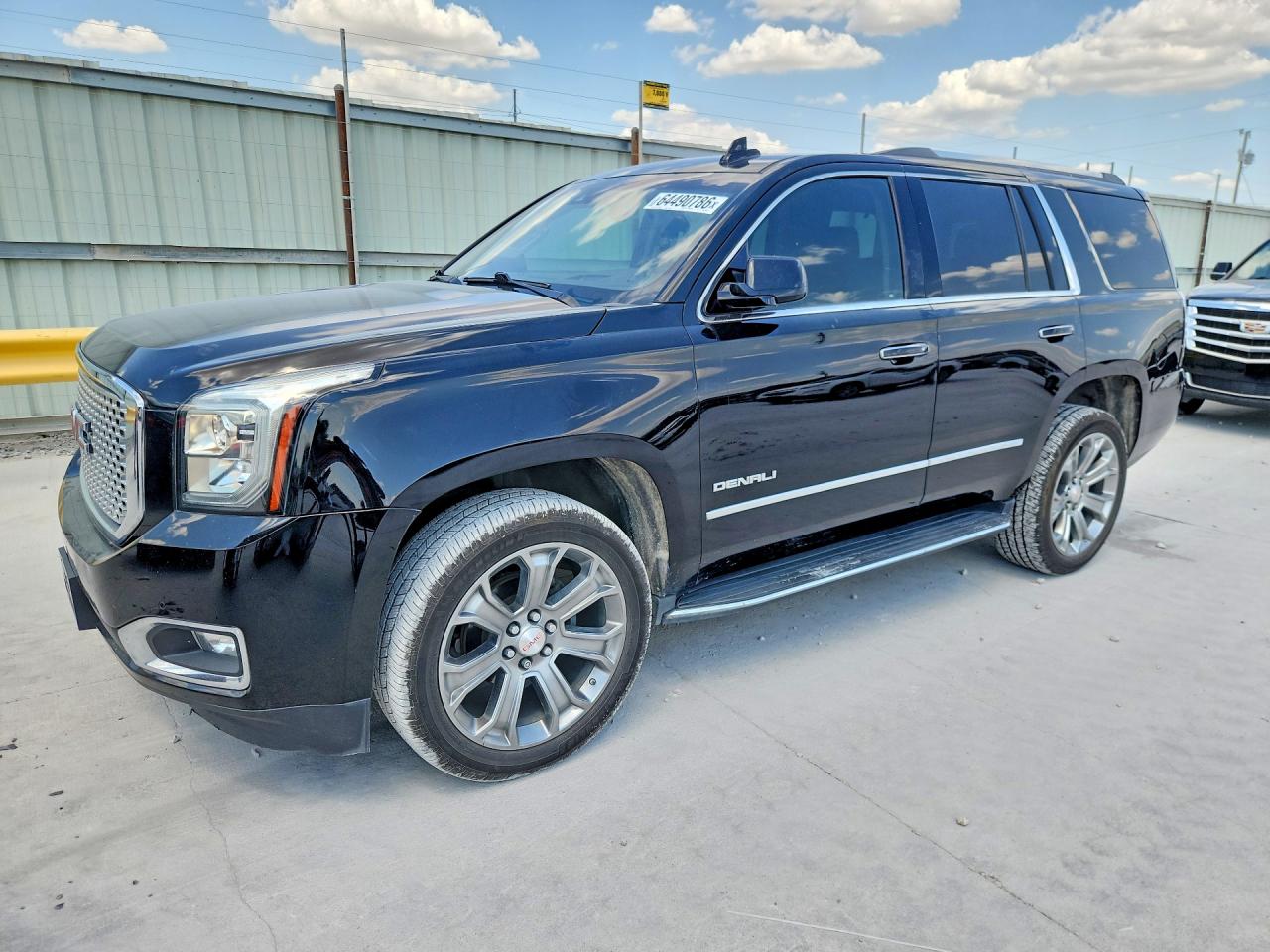 2019 GMC YUKON DENALI