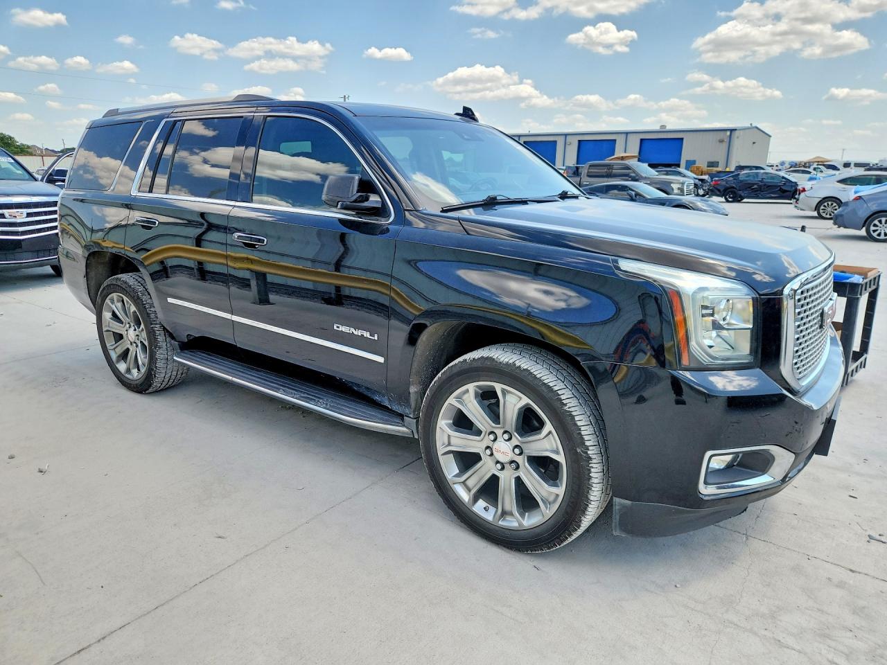 2019 GMC YUKON DENALI — снимка 4