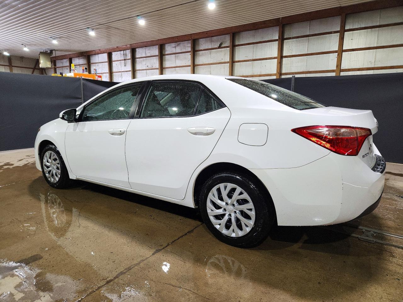 2017 TOYOTA COROLLA LE — снимка 2