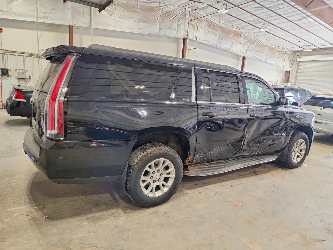 2015 GMC YUKON XL K1500 SLT — снимка 3
