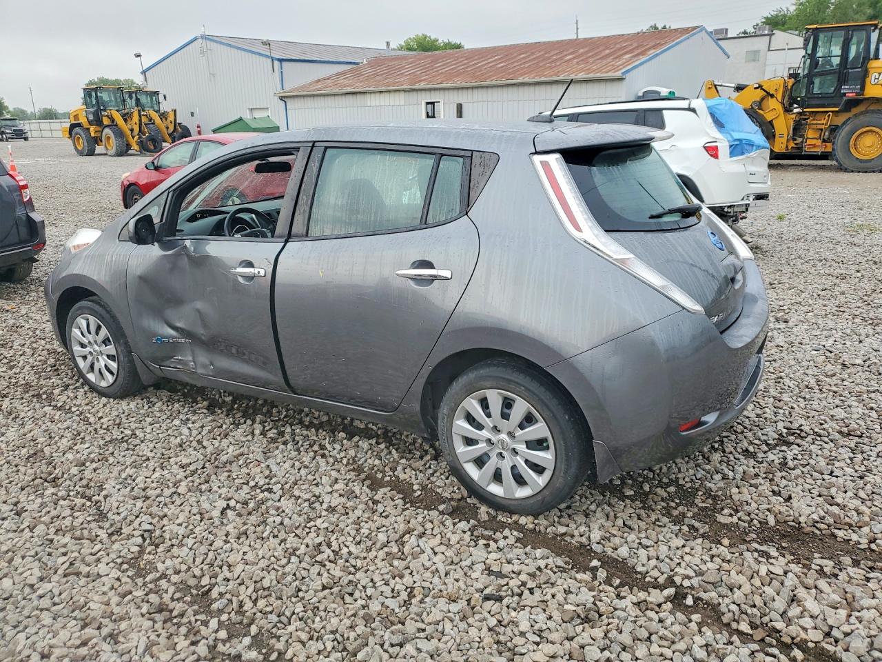 2015 NISSAN LEAF S — снимка 2