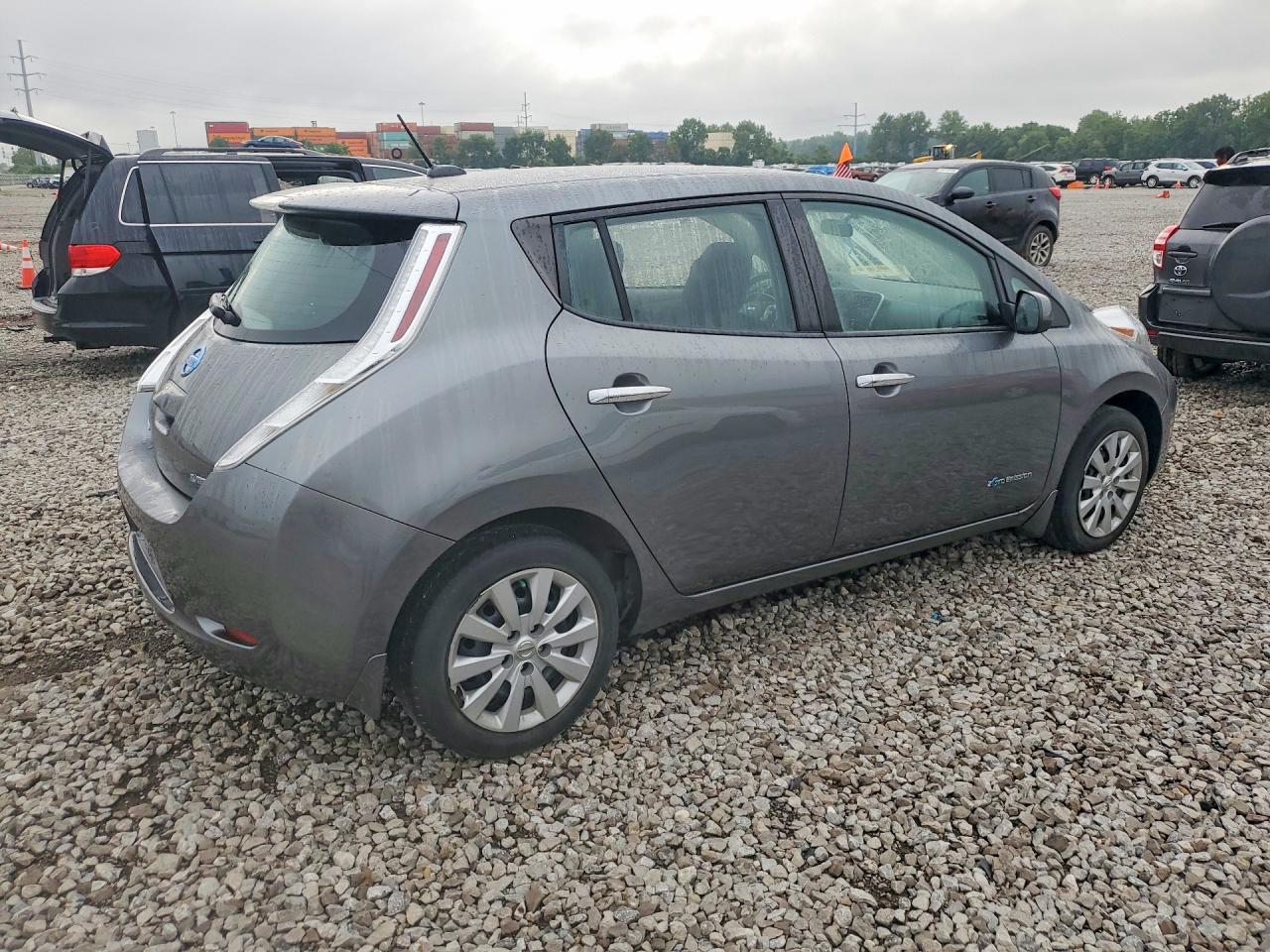 2015 NISSAN LEAF S — снимка 3