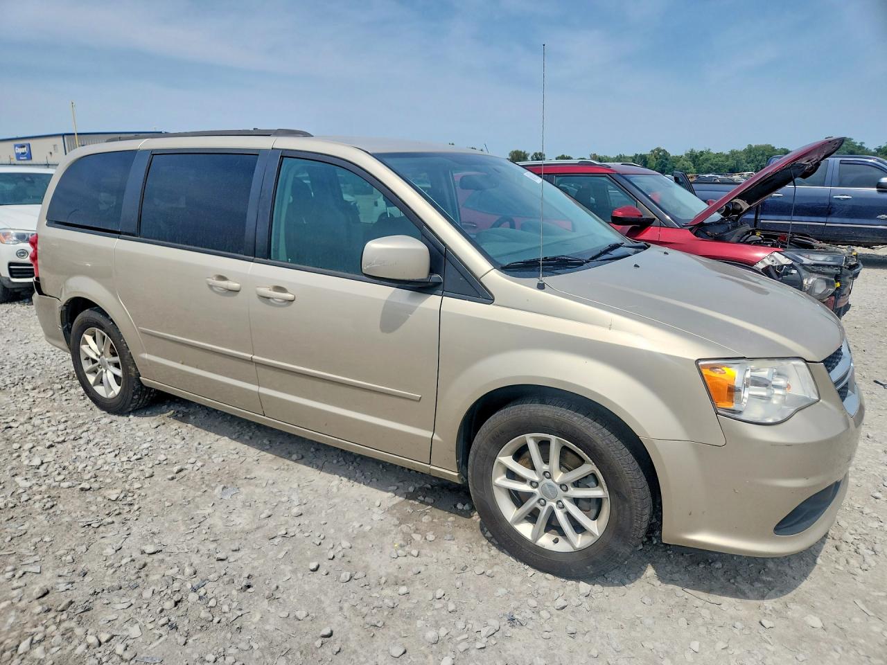 2016 DODGE GRAND CARAVAN SXT — снимка 4