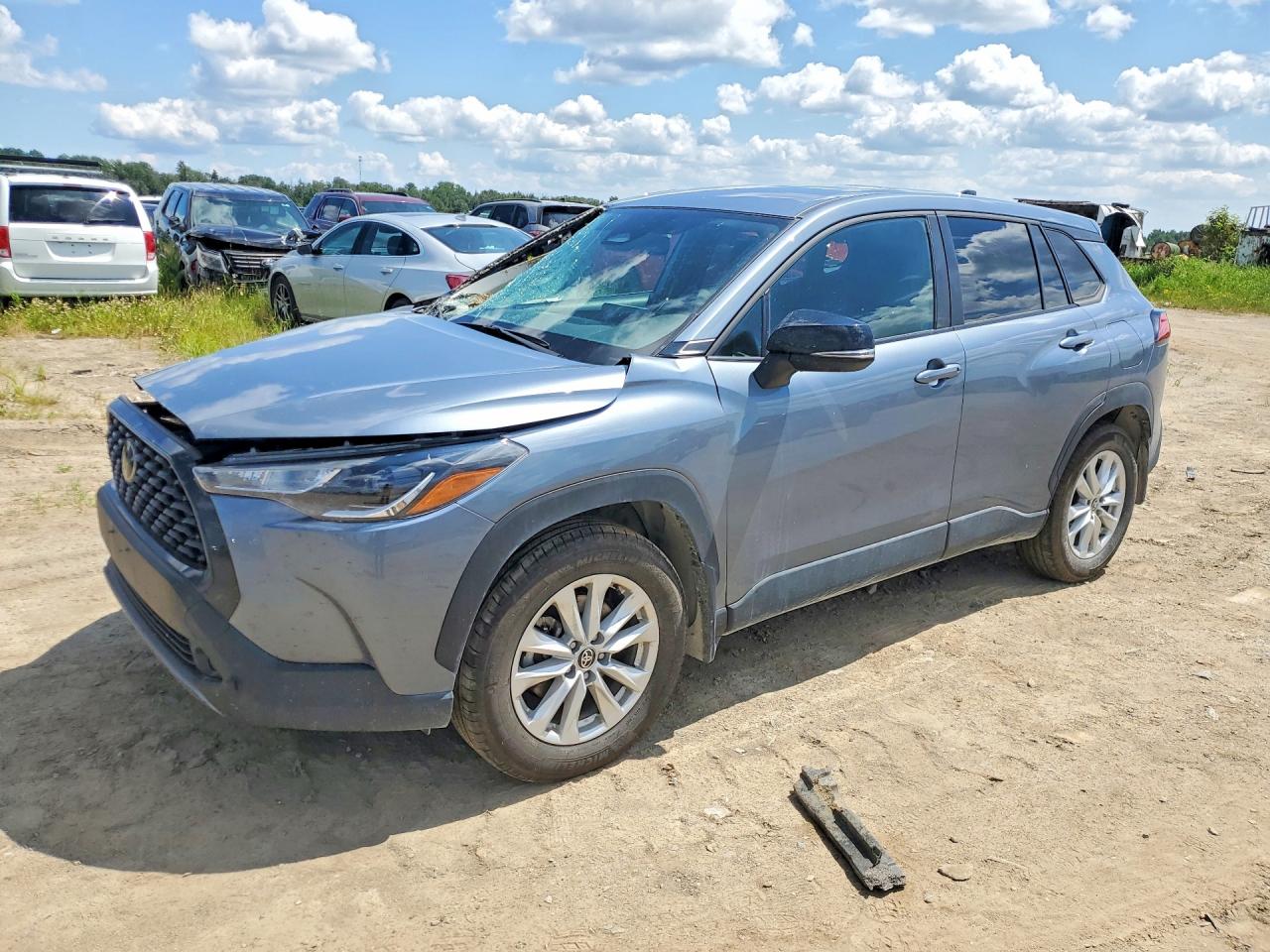 2025 TOYOTA COROLLA CROSS LE