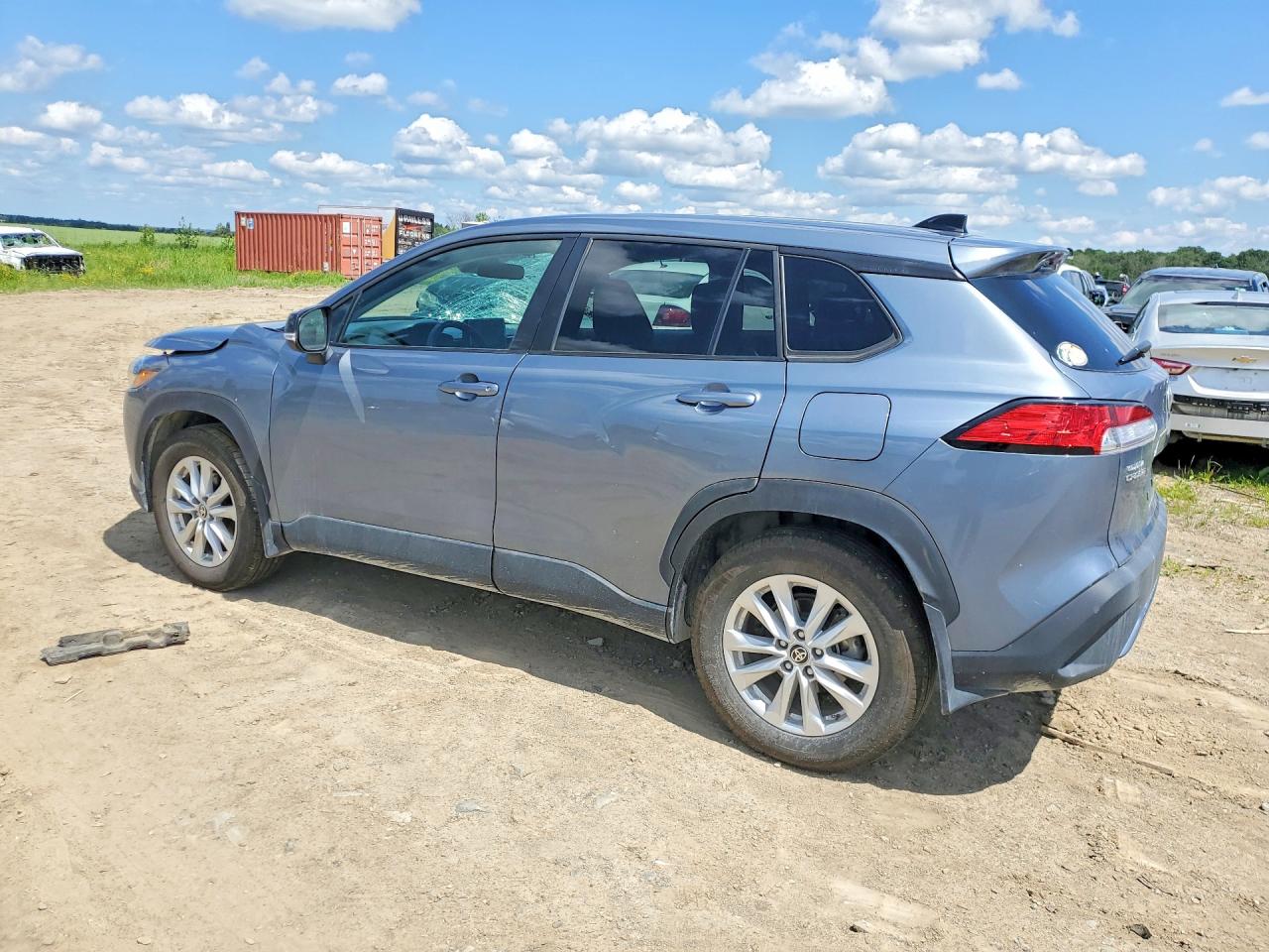 2025 TOYOTA COROLLA CROSS LE — снимка 2