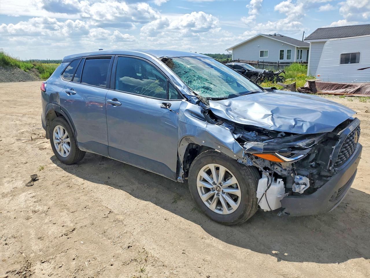 2025 TOYOTA COROLLA CROSS LE — снимка 4