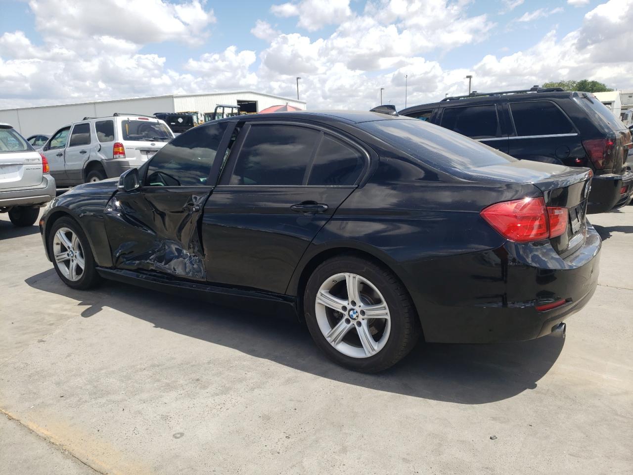 2013 BMW 320 I — снимка 2