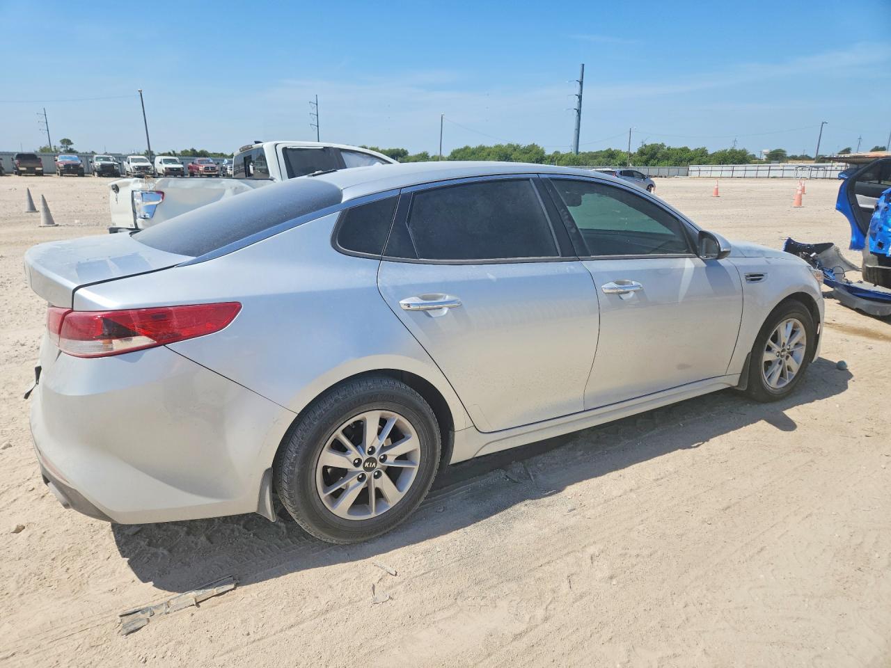 2017 KIA OPTIMA LX — снимка 3