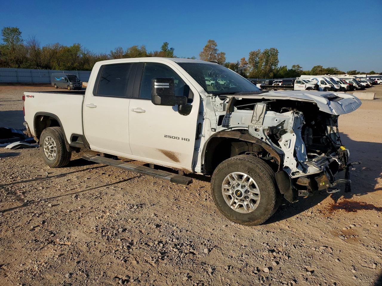 2025 CHEVROLET SILVERADO K2500 HEAVY DUTY LT — снимка 4