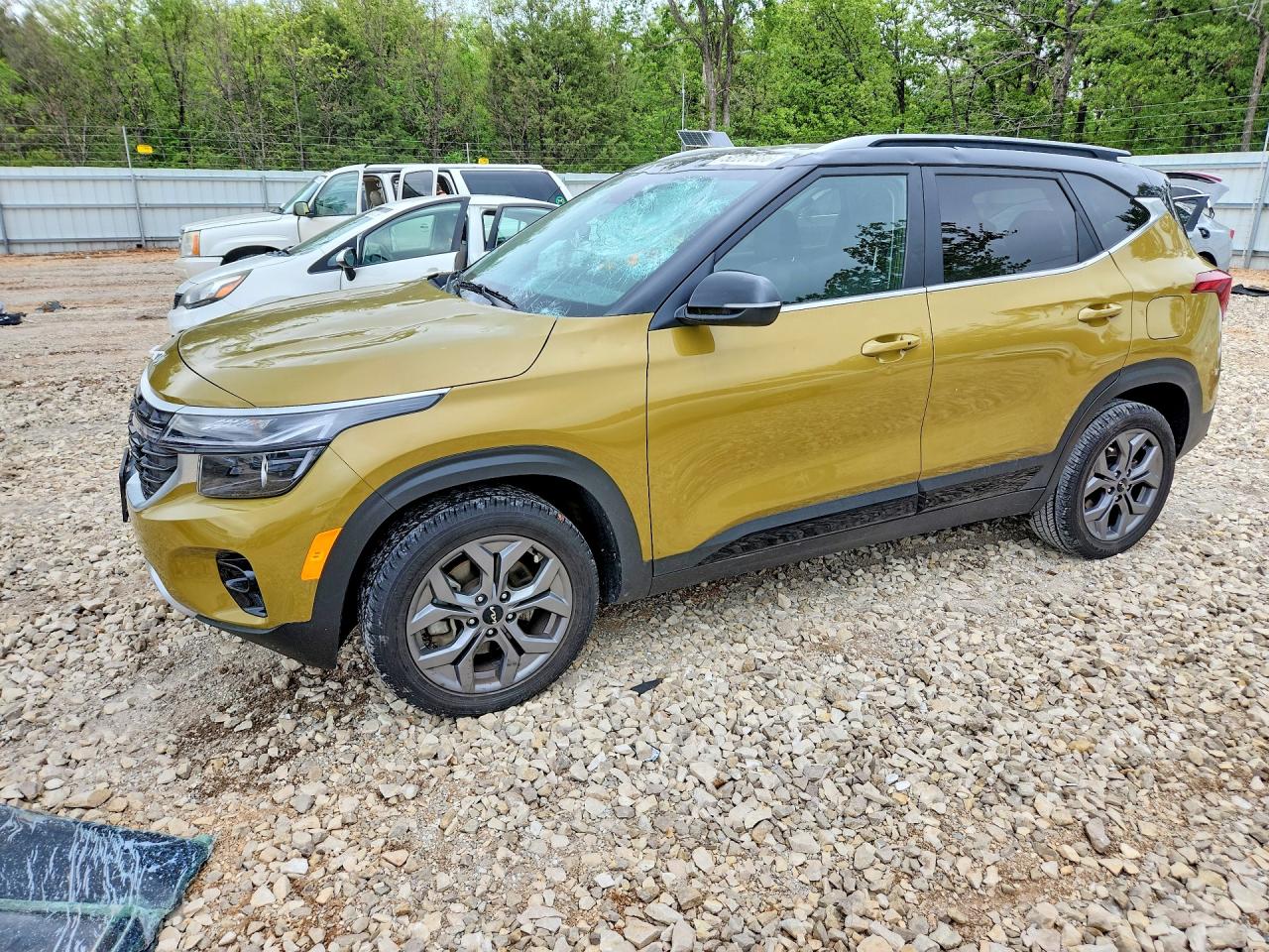 2024 KIA SELTOS S