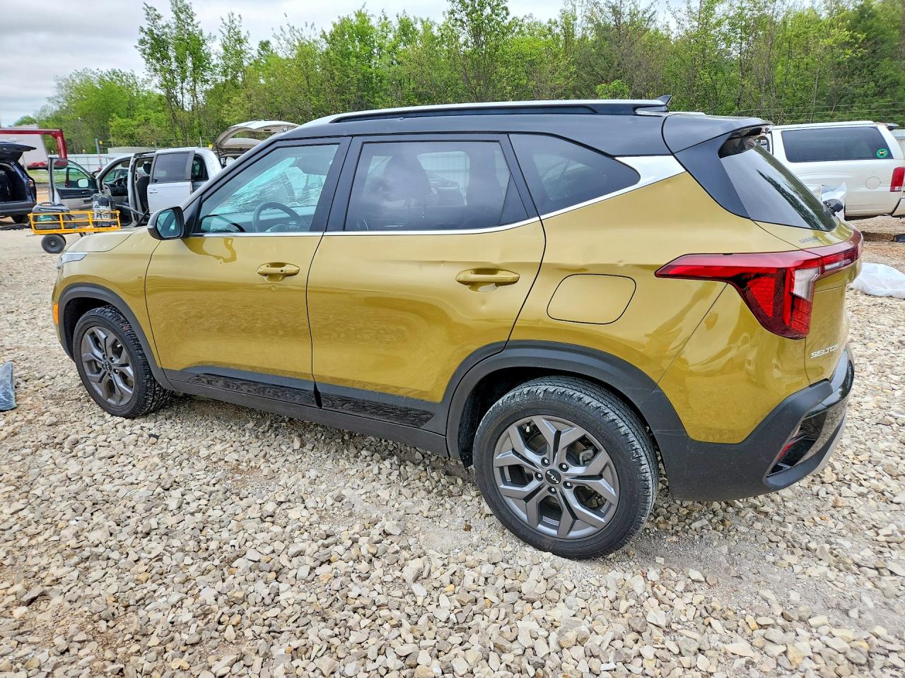 2024 KIA SELTOS S — снимка 2