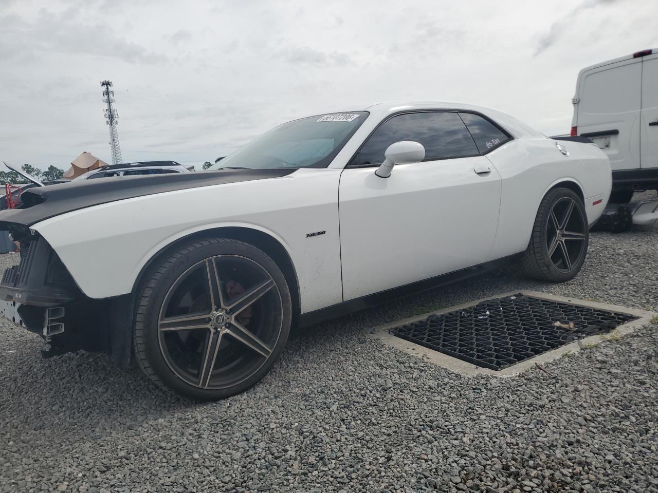 2017 DODGE CHALLENGER R