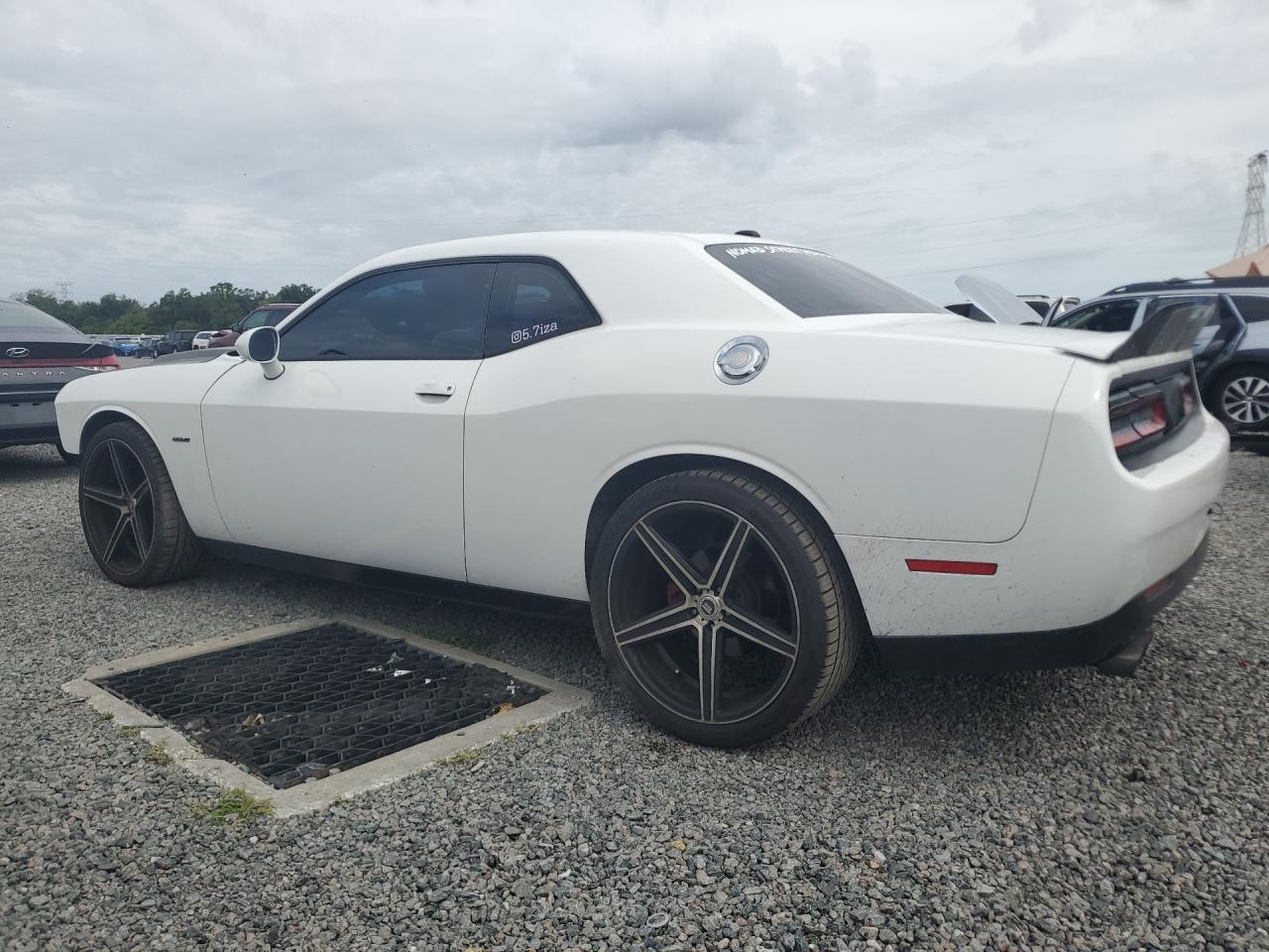 2017 DODGE CHALLENGER R — снимка 2