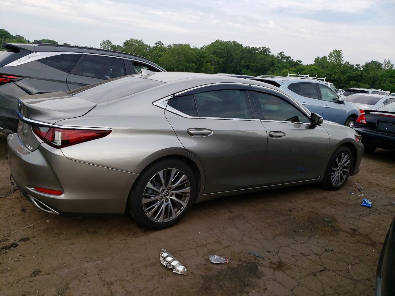 2019 LEXUS ES 350 — снимка 3